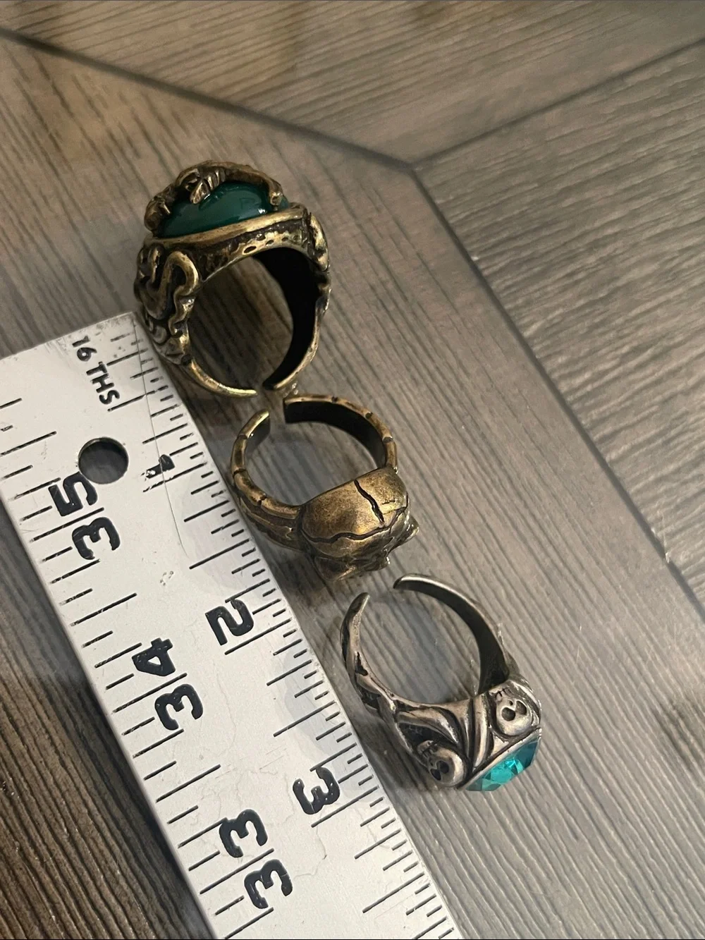 Disney Men's Pirate Jack Sparrow Teal Accent Skull and Dragon Cameo 3 Ring Set